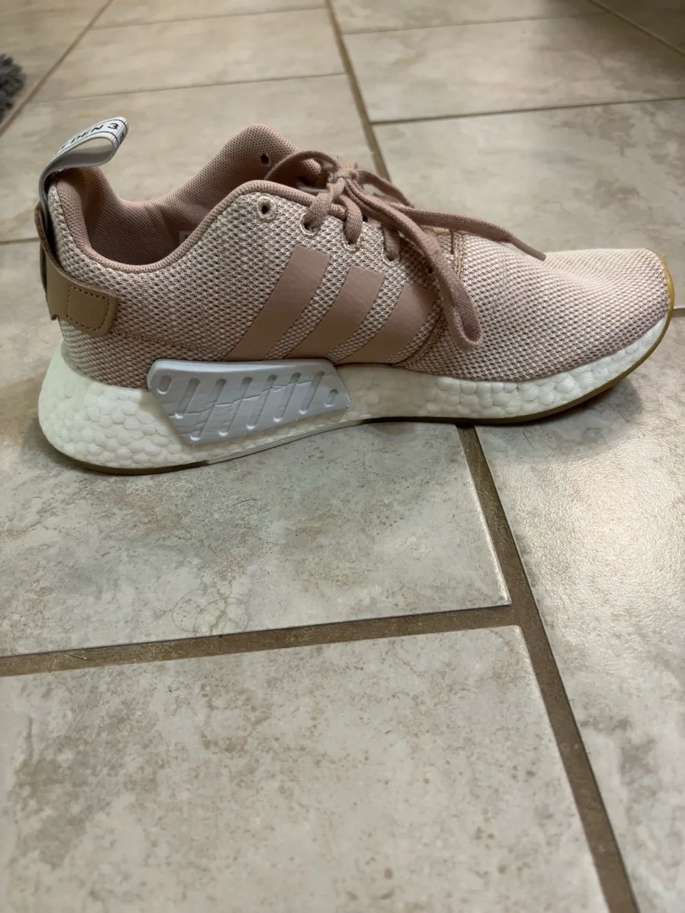 Adidas NMD_R2 Blush Pink Boost‎ Sneakers Women's Size 9 AQ0197